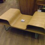 390 8652 COFFEE TABLE